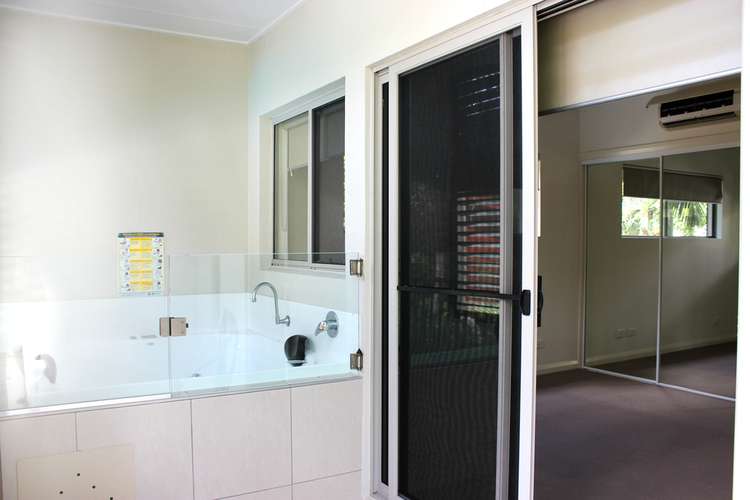 Second view of Homely unit listing, 28/3 Deloraine Close, Cannonvale QLD 4802
