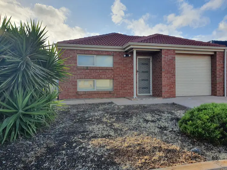 4 Callaghan Court
