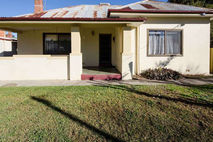 2 Reid Street, Chiltern VIC 3683