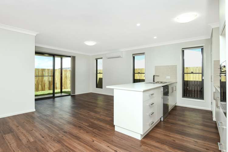 Fifth view of Homely unit listing, 2/100 Sanctuary Drive, Cranley QLD 4350