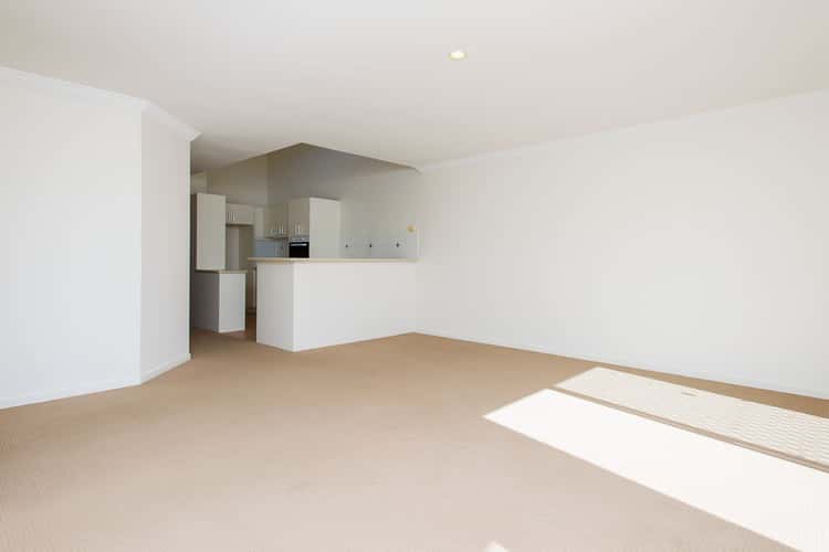 Third view of Homely semiDetached listing, 1/10 Nankeen Avenue, Paradise Point QLD 4216