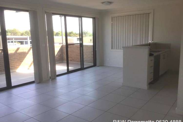 Third view of Homely apartment listing, 27/5-11 Howard Avenue, Northmead NSW 2152