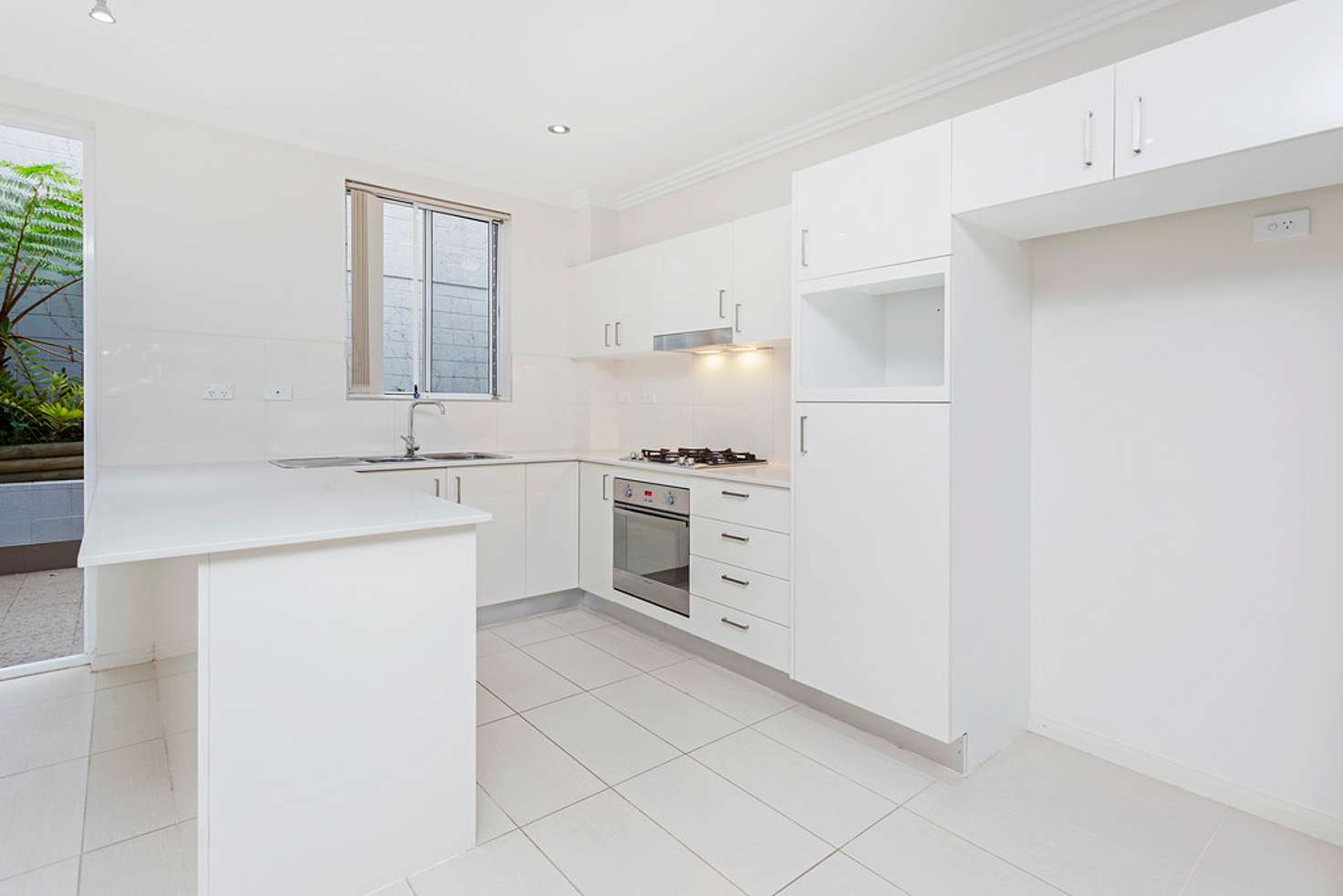 Main view of Homely unit listing, 5/20-24 Walker Street, Helensburgh NSW 2508