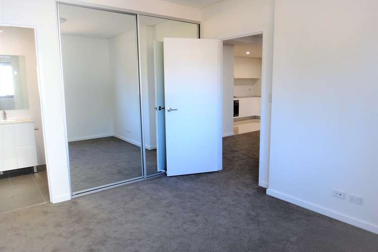 Third view of Homely apartment listing, 15/42 Toongabie Road, Toongabbie NSW 2146
