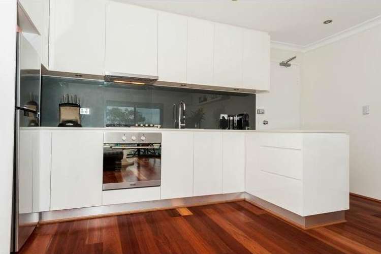 Third view of Homely apartment listing, 15/20-22 Clifford Street, Coogee NSW 2034