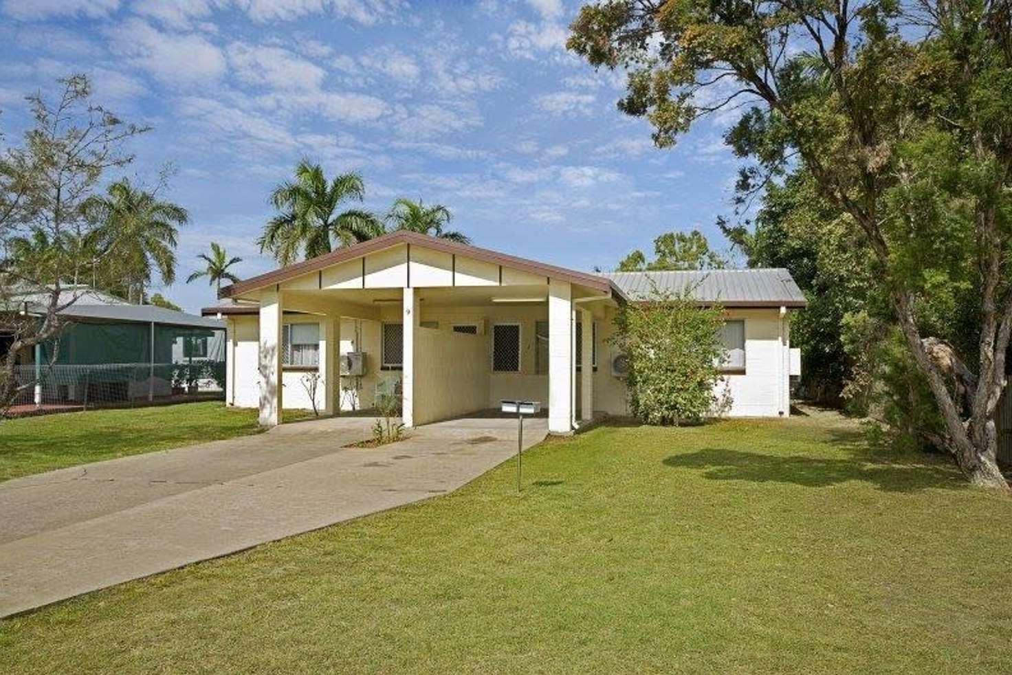 Main view of Homely unit listing, 1/9 Rossato Crescent, Rasmussen QLD 4815