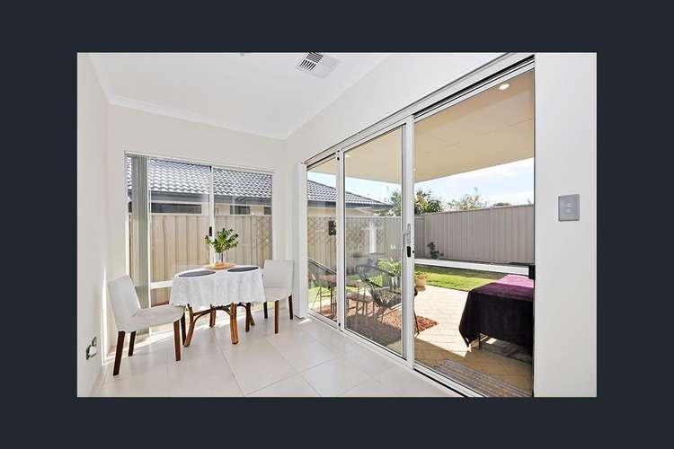 Fourth view of Homely villa listing, 4/5 Arpent Link, Brabham WA 6055
