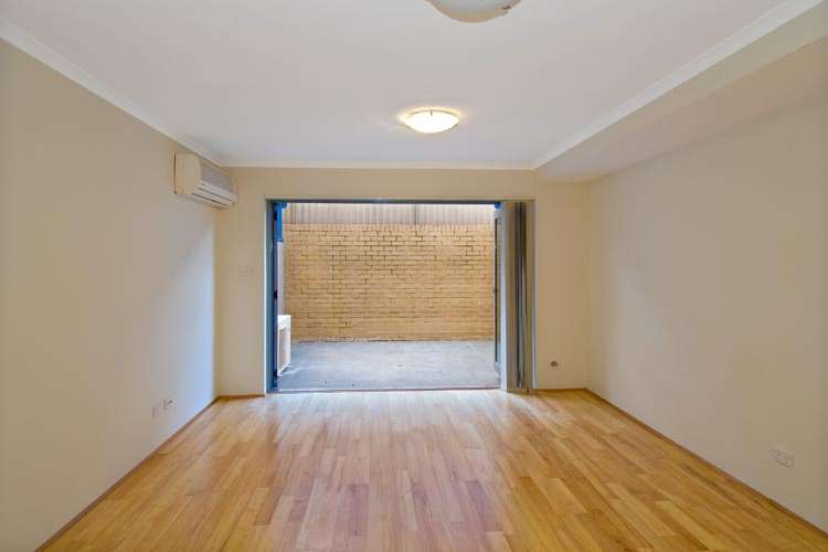 Second view of Homely unit listing, 205/296-300 Kingsway, Caringbah NSW 2229