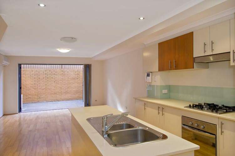 Third view of Homely unit listing, 205/296-300 Kingsway, Caringbah NSW 2229