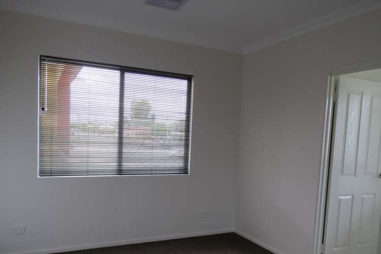 Fifth view of Homely apartment listing, 4/351 Sevenoaks Street, Cannington WA 6107