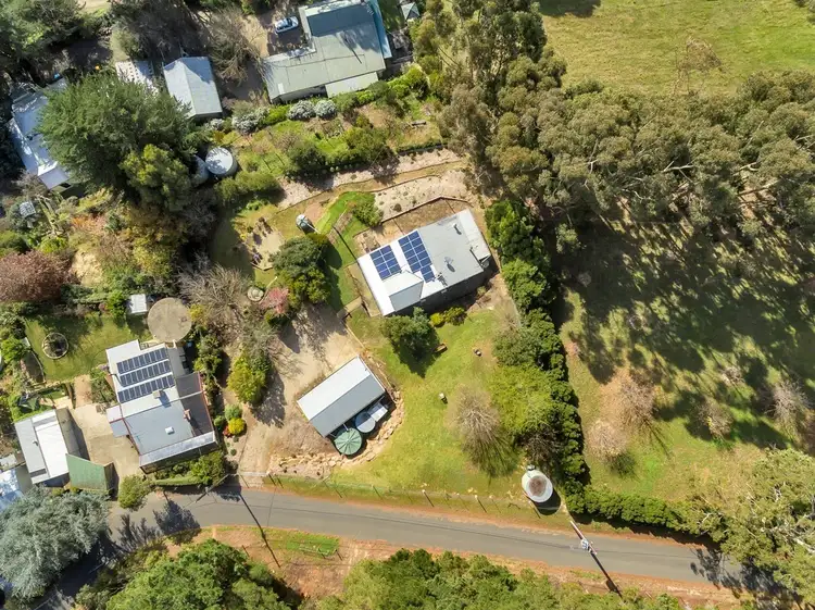 19 Church Road, Norton Summit SA 5136
