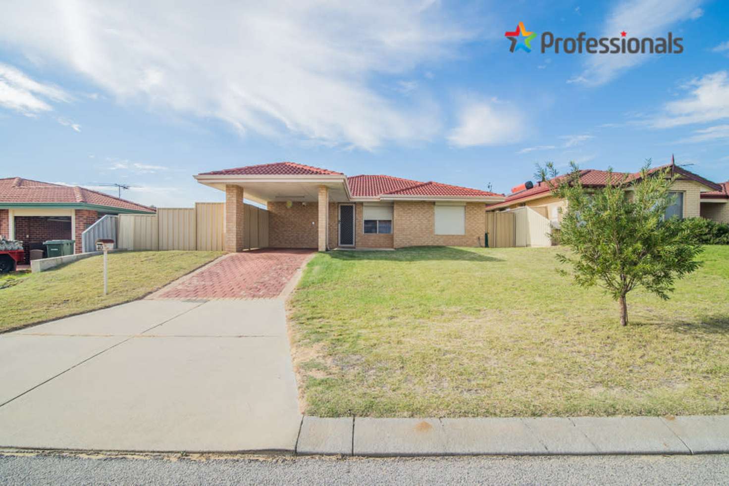 Main view of Homely house listing, 10 Hastie Close, Brookdale WA 6112