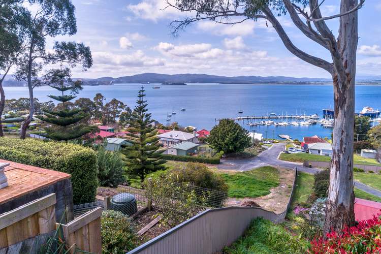 Third view of Homely house listing, 118 Oxford Street, Beauty Point TAS 7270