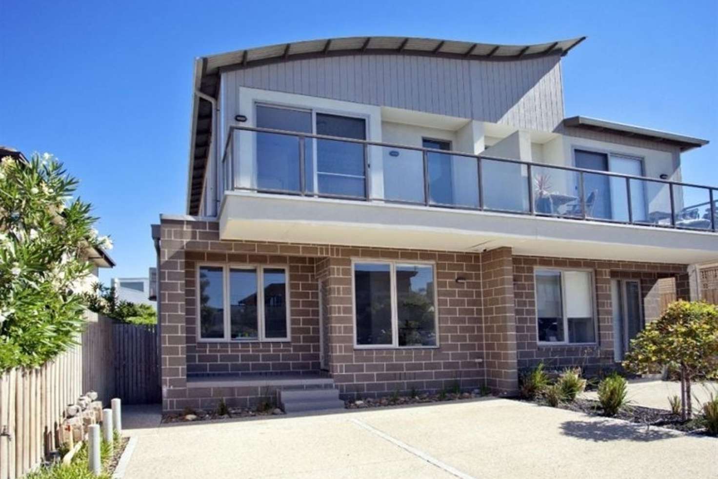 Main view of Homely townhouse listing, 2/5 Lord Weaver Grove, Bonbeach VIC 3196