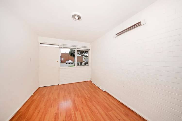 Fourth view of Homely unit listing, 2/635 Blackburn Road, Clayton VIC 3168