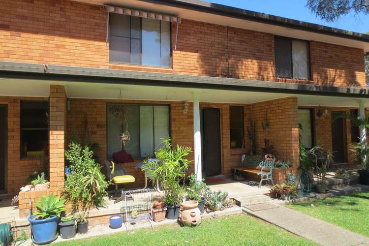 Main view of Homely townhouse listing, 2/25 Lalaguli Drive, Toormina NSW 2452