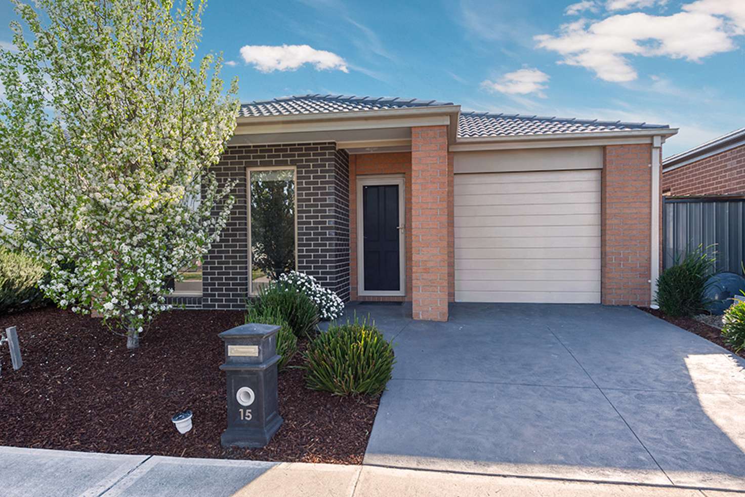 Main view of Homely house listing, 15 Woodgrove Street, Craigieburn VIC 3064