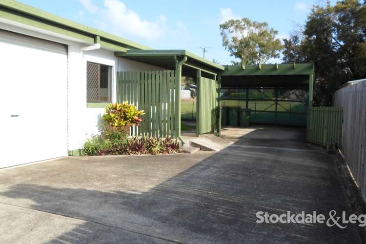 Second view of Homely semiDetached listing, 2/17 Kumala Street, Battery Hill QLD 4551