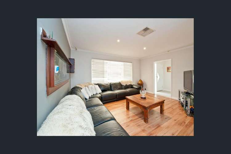 Fifth view of Homely house listing, 1 Idaho Place, Craigie WA 6025