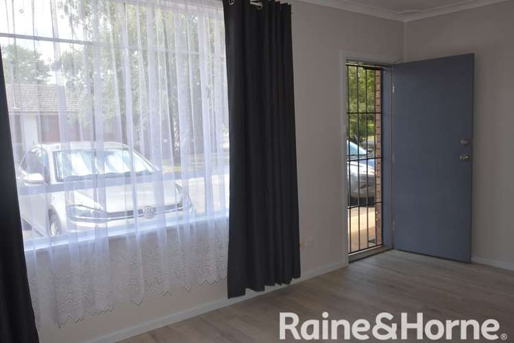Fifth view of Homely unit listing, Unit 4 / 101 Kenna Street, Orange NSW 2800