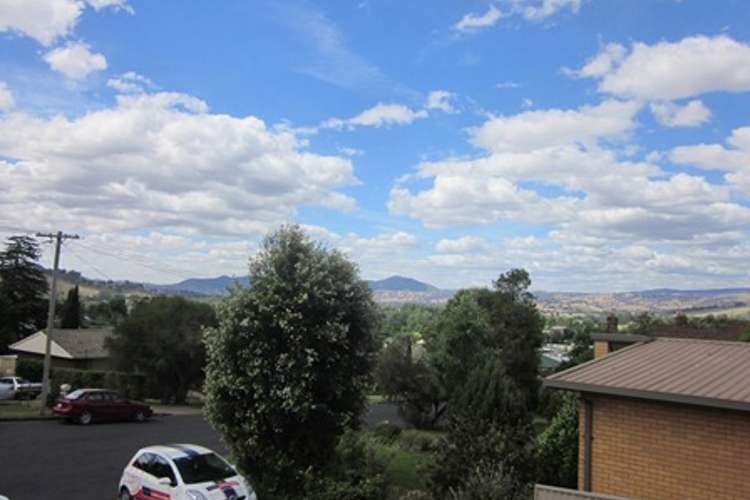 Fifth view of Homely house listing, 10 Kaleema Crescent, Tumut NSW 2720