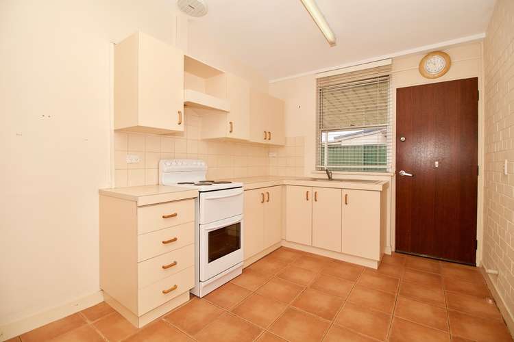 Fourth view of Homely unit listing, 2/33 Langley Street, Rockingham WA 6168