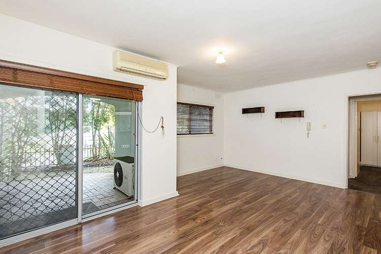 Fifth view of Homely apartment listing, 4/21 Montague Way, Coolbellup WA 6163