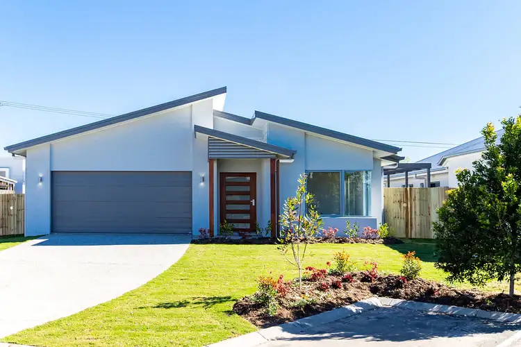 40 Surfrider Place, Mudjimba QLD 4564