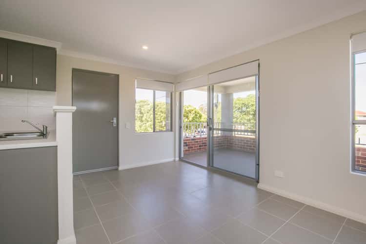 Second view of Homely unit listing, 2/185 Hill View Terrace, Bentley WA 6102