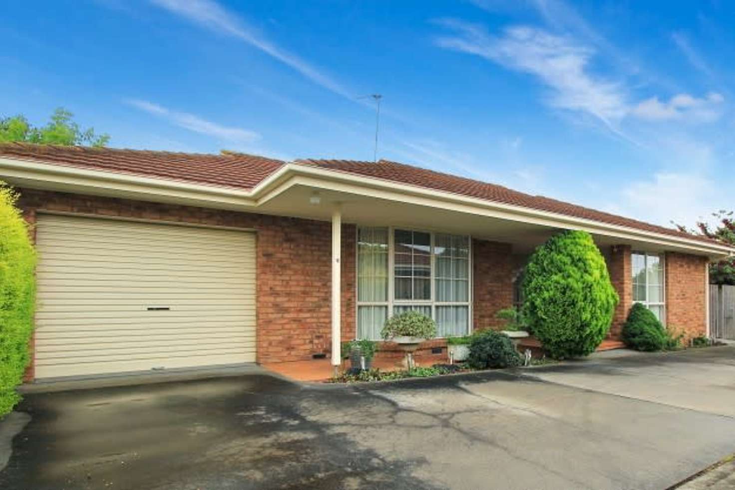 Main view of Homely house listing, 2/28 Scott Street, Bairnsdale VIC 3875