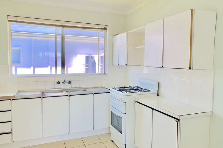 Second view of Homely unit listing, 5/30 Grosvenor Street, Yeerongpilly QLD 4105