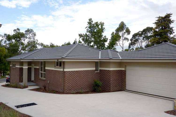 Main view of Homely townhouse listing, 1/86 Lincoln Road, Croydon VIC 3136