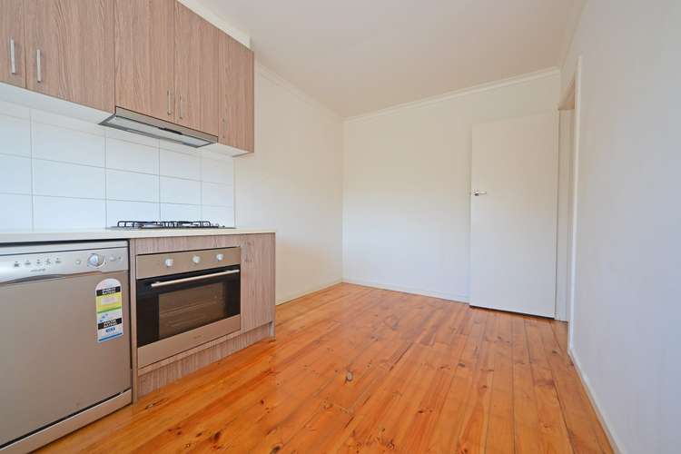 Fifth view of Homely house listing, 2/19 Oakes Avenue, Clayton South VIC 3169