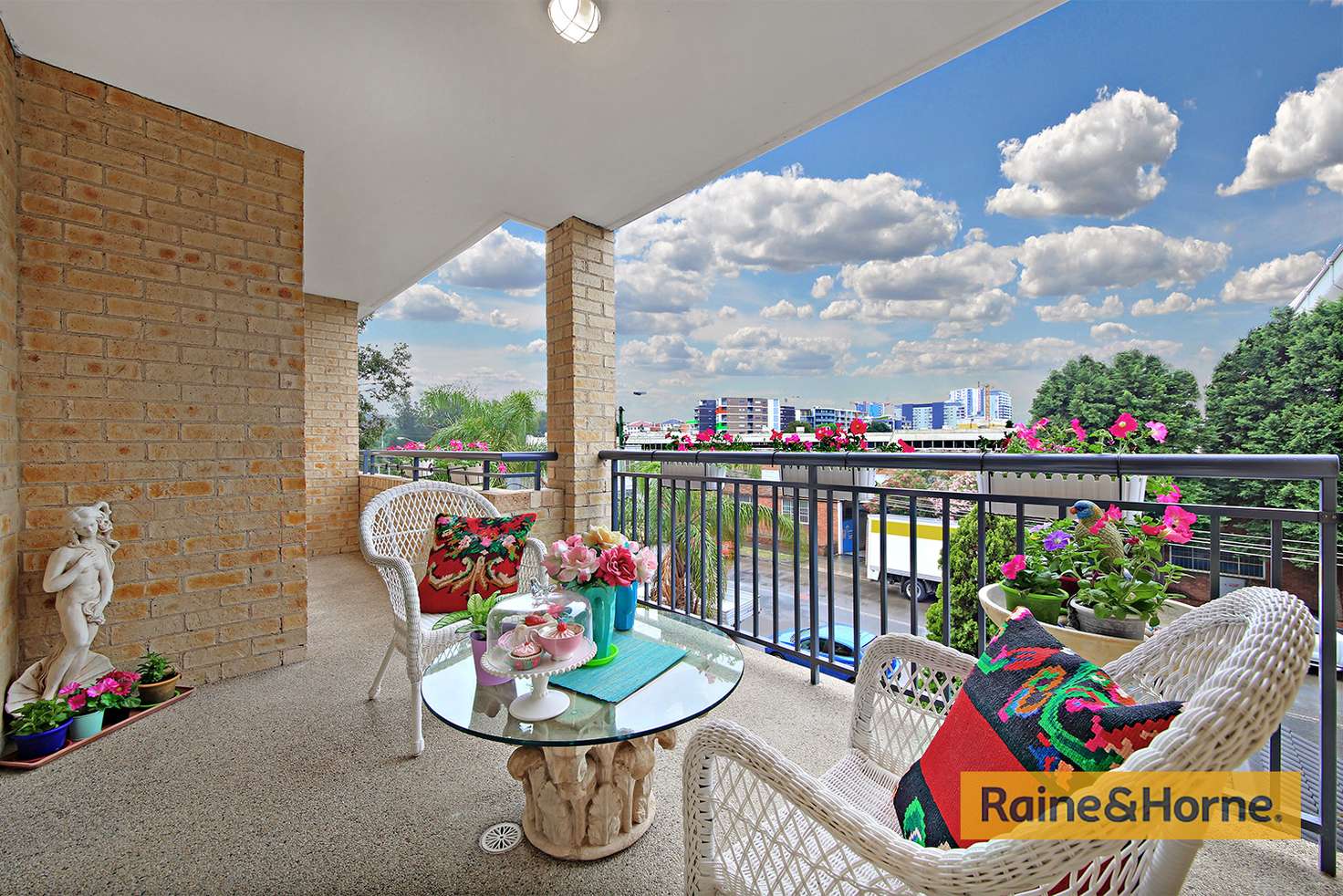 Main view of Homely unit listing, 16/18-26 Allen Street, Wolli Creek NSW 2205