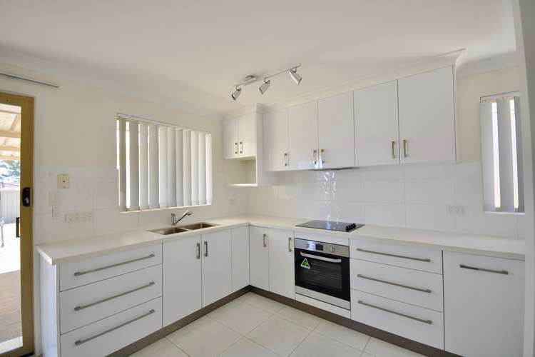 Fifth view of Homely house listing, 21 Patrick Vista, Parmelia WA 6167