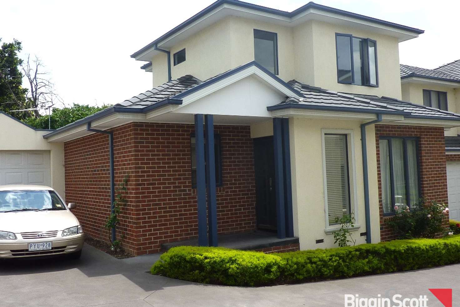 Main view of Homely townhouse listing, 2/22 Paisley Street, Box Hill North VIC 3129