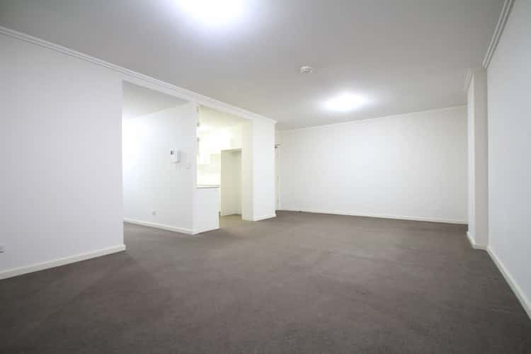 Main view of Homely apartment listing, 2/7-11 Hogben Street, Kogarah NSW 2217