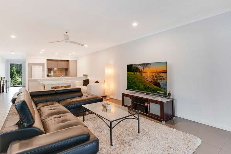 Fourth view of Homely house listing, 2/17 Caulfield Court, Pimpama QLD 4209