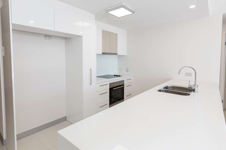 Third view of Homely unit listing, 1/103 Sutton Street, Redcliffe QLD 4020