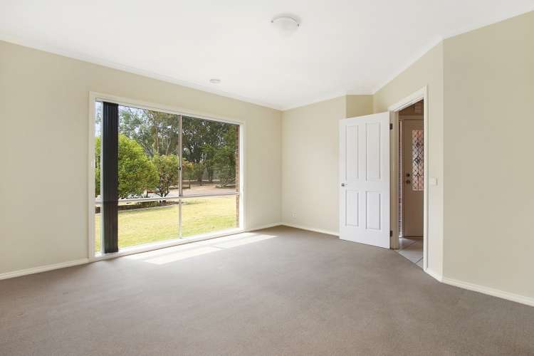 Fourth view of Homely house listing, 5 Cromer Fairway, Wodonga VIC 3690