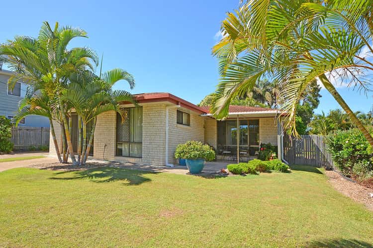 Main view of Homely house listing, 733 Boat Harbour Drive, Urangan QLD 4655