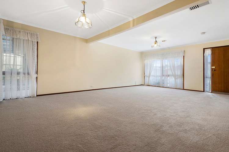 Sixth view of Homely house listing, 4 Angas Court, Sunbury VIC 3429