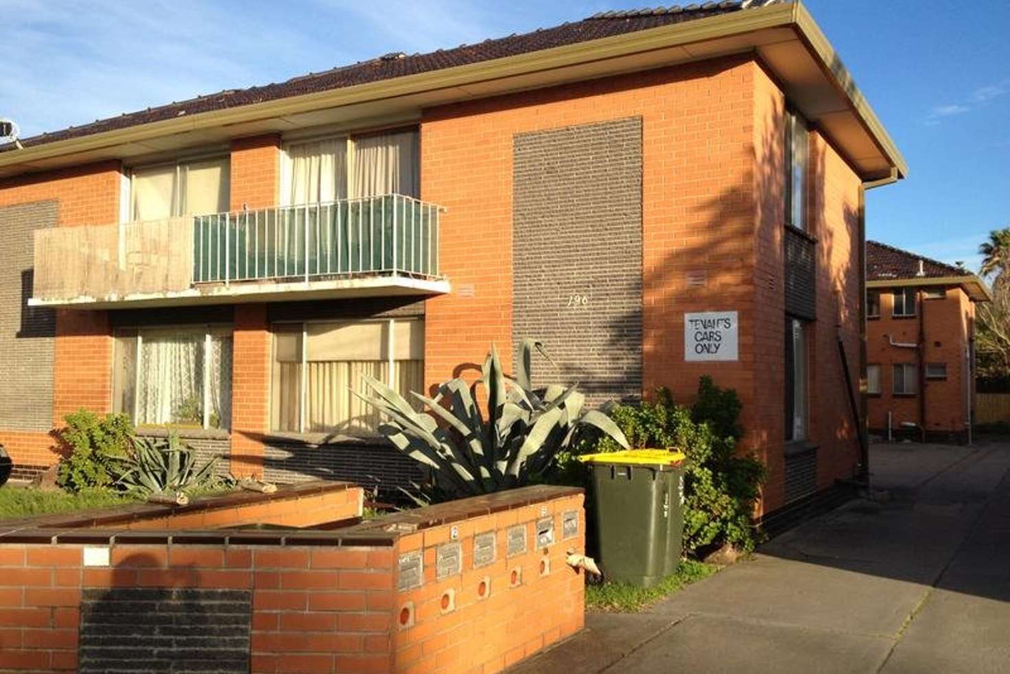 Main view of Homely unit listing, 2/196 Queen Street, Altona VIC 3018