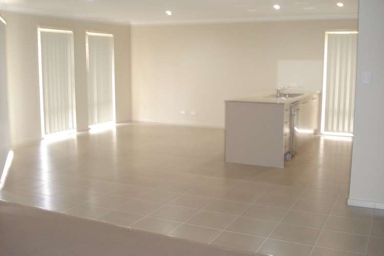 Fifth view of Homely house listing, 38 Valentine Cct, Augustine Heights QLD 4300