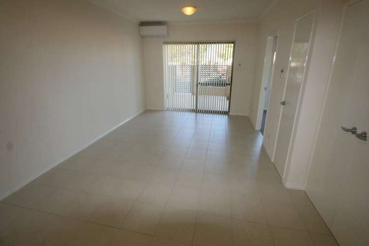 Fifth view of Homely apartment listing, 4/312 Railway Parade, East Cannington WA 6107