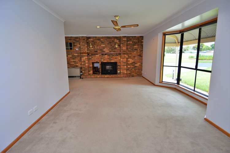 Fifth view of Homely house listing, 20 Lawson Drive, Moama NSW 2731