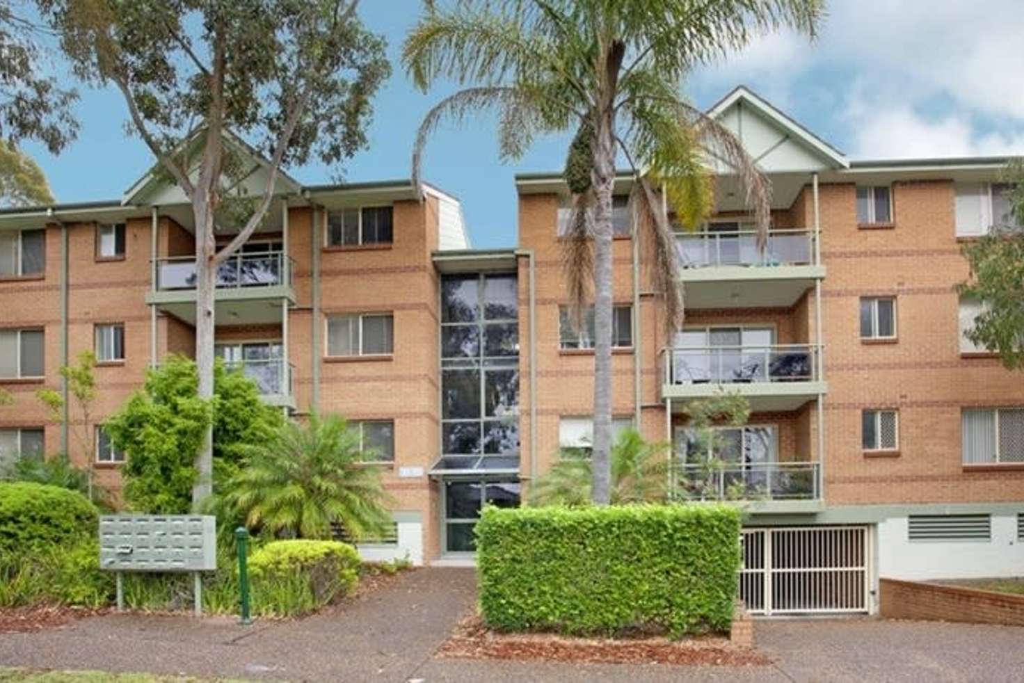 Main view of Homely unit listing, 12/11-15 Sunnyside Avenue, Caringbah NSW 2229