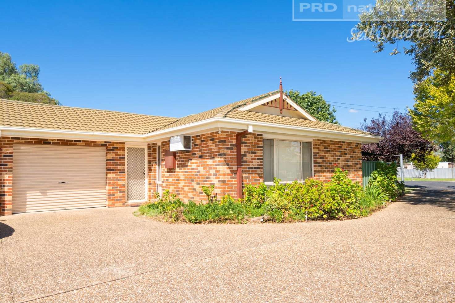 Main view of Homely unit listing, 1/32 Lonergan Place, Wagga Wagga NSW 2650