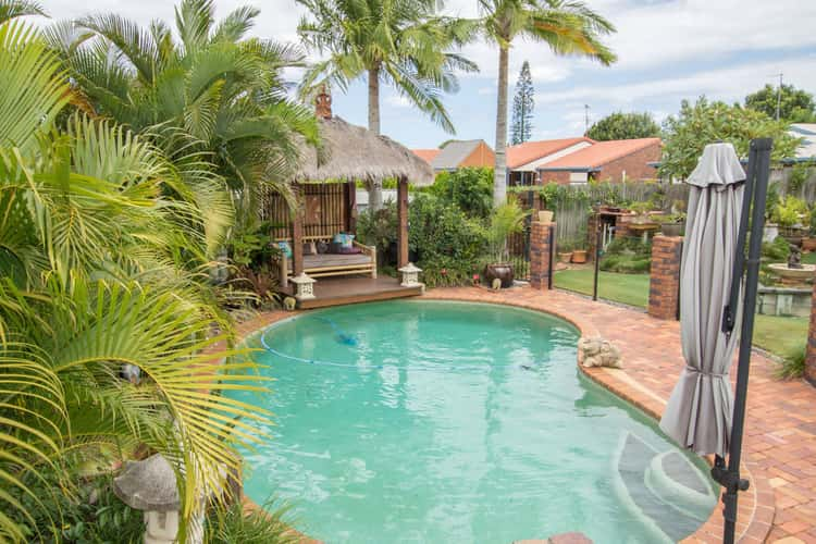 Third view of Homely house listing, 28 Pinnacle Court, Avoca QLD 4670