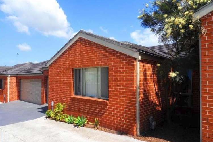 Main view of Homely unit listing, 3/35 Bridge Street, Coniston NSW 2500